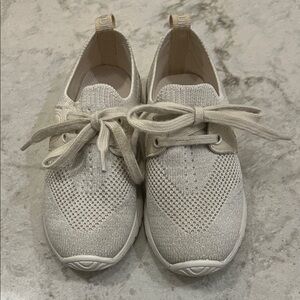 L’Amour Kids Cream Knit Sneakers